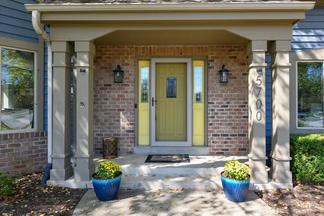 $580,500 | 5700 Woodland Hills Drive, Mount Pleasant, WI 53406