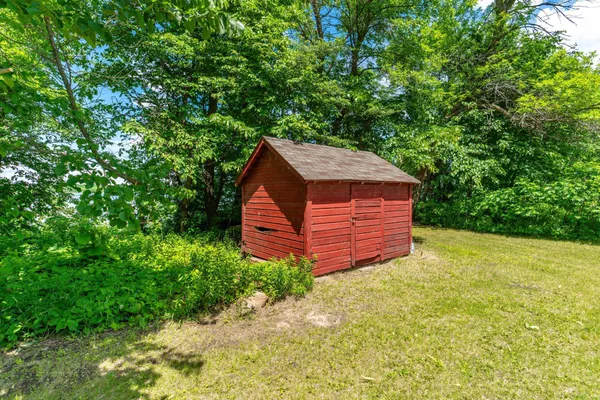 $200,000 | 35 Dent Mn 56528, Dent, MN 56528