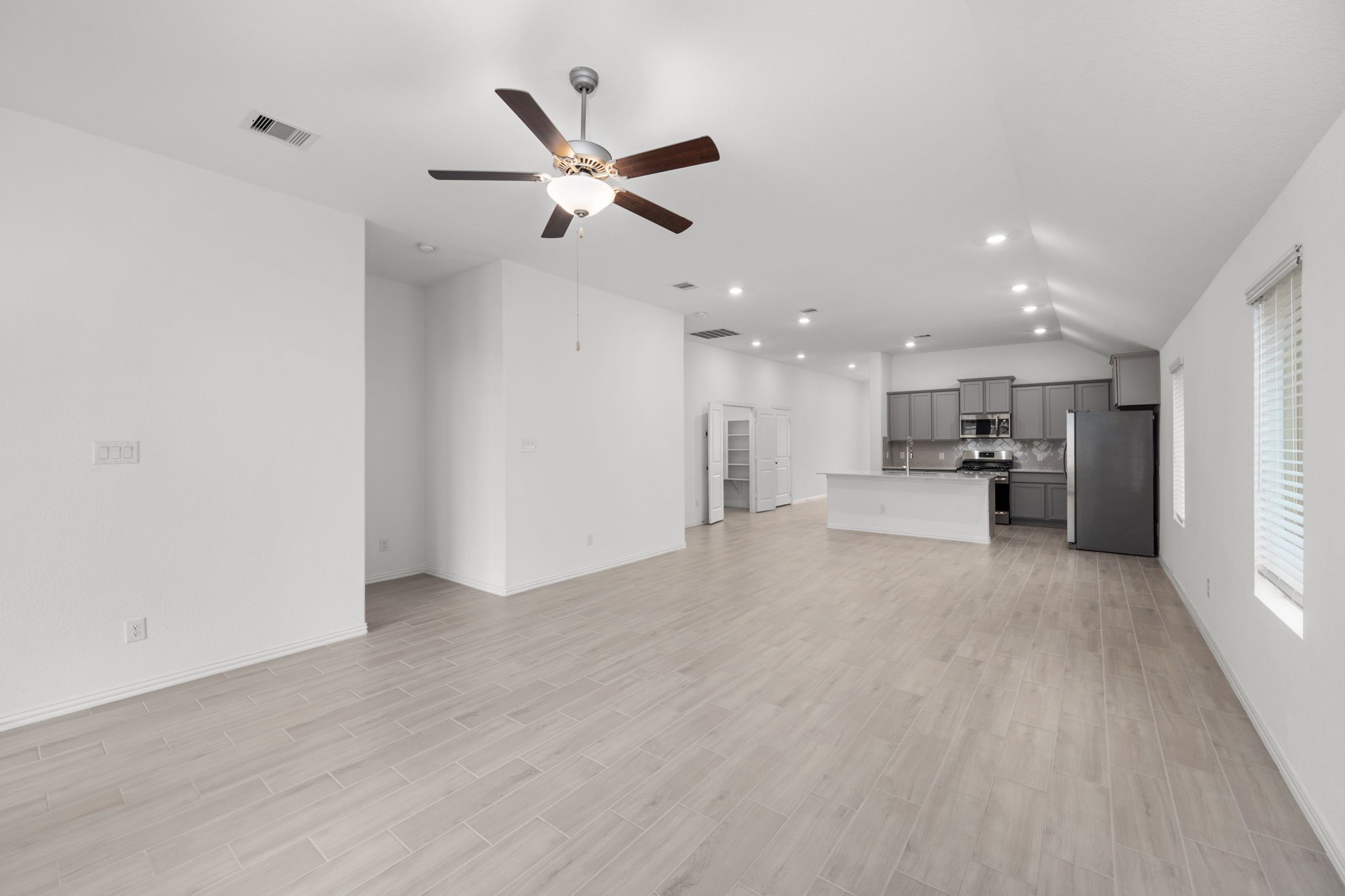 4910 Penton Meadow Lane Rosharon, TX 77583 - Photo 14 of 30