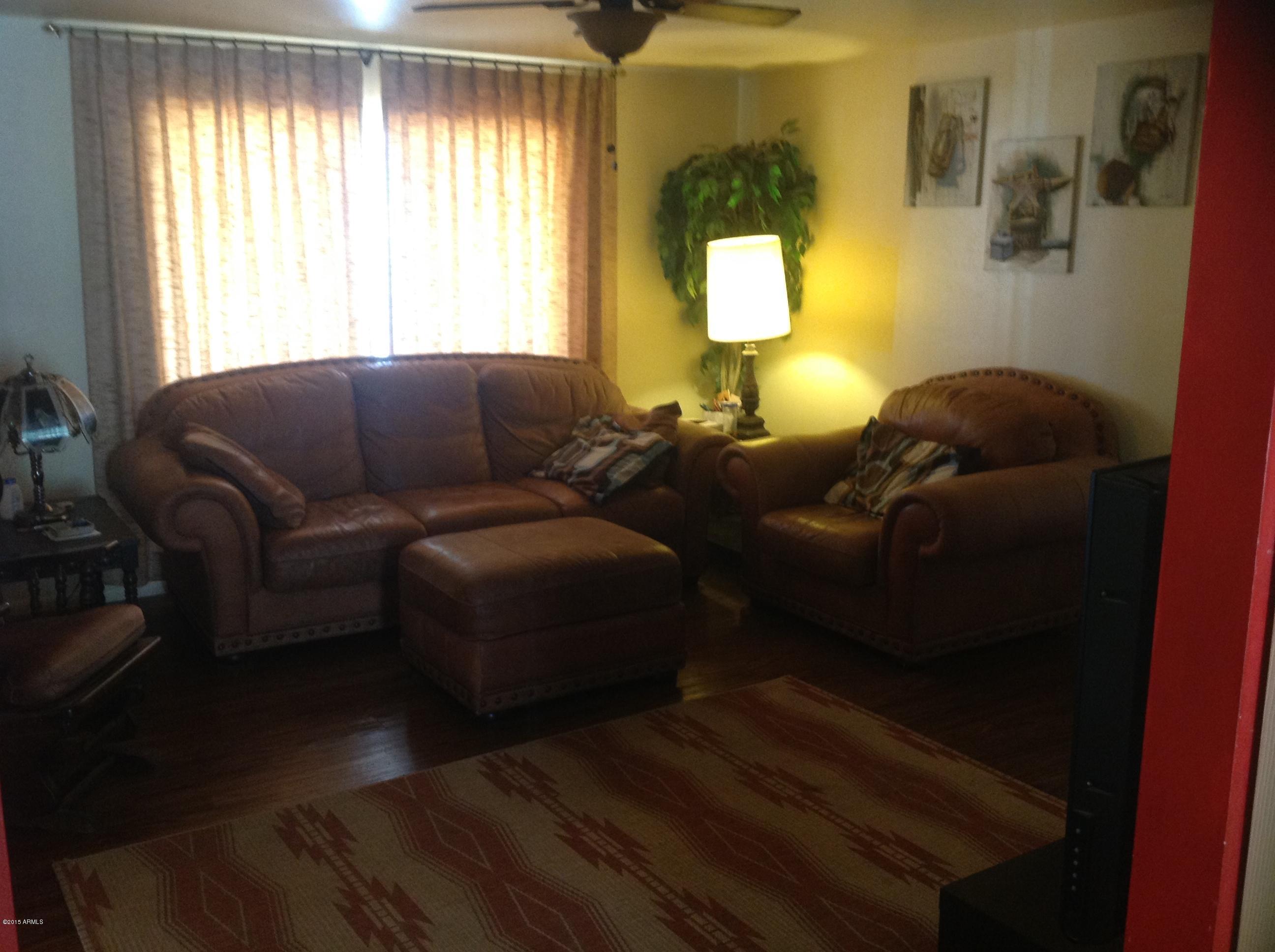 185 North Conestoga Road Apache Junction, AZ 85119 - Photo 3 of 24 Living Room