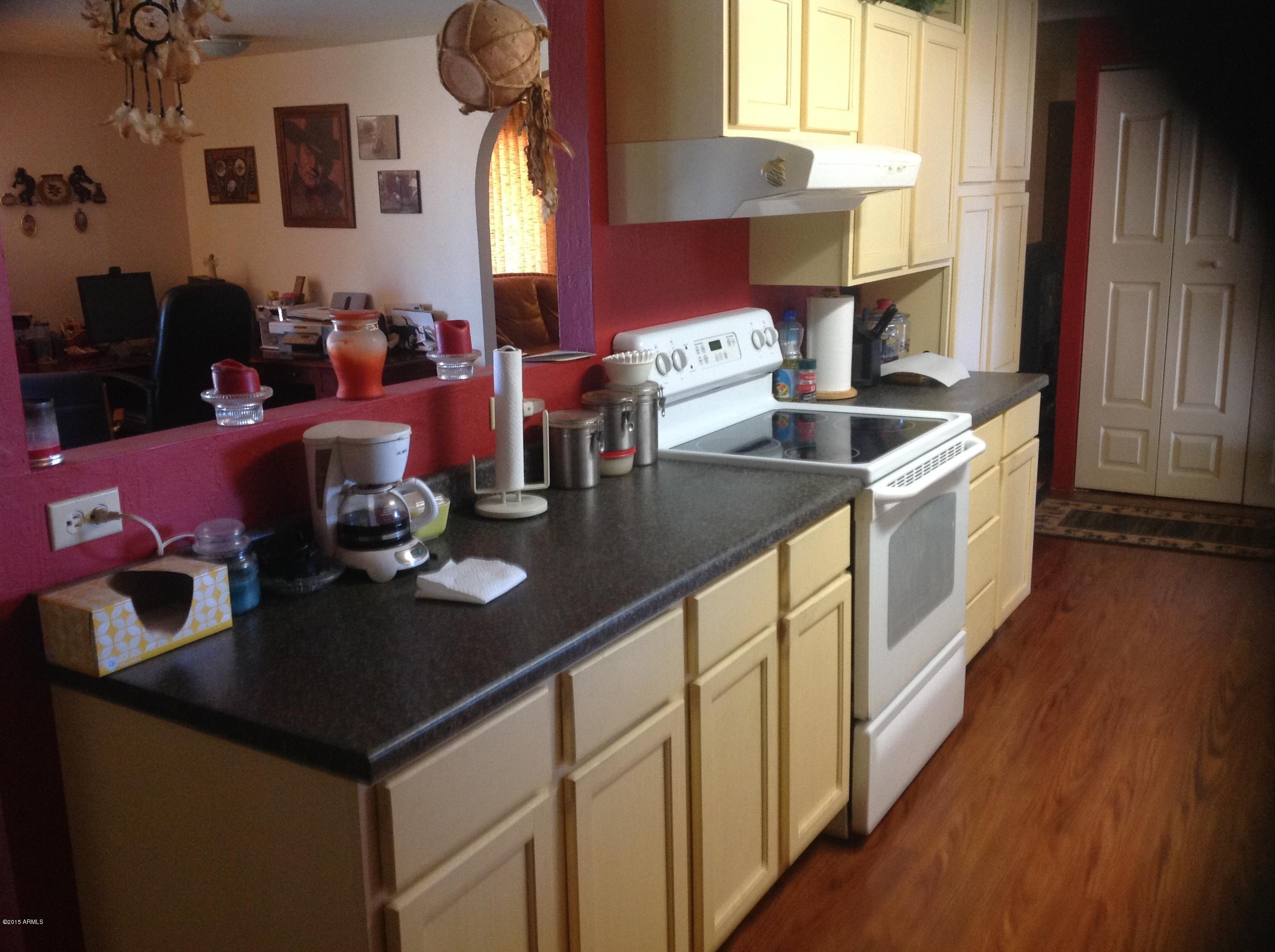 185 North Conestoga Road Apache Junction, AZ 85119 - Photo 6 of 24 Kitchen 2