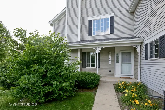 $2,250 | 402 Lowell Drive, Unit 402, South Elgin, IL 60177