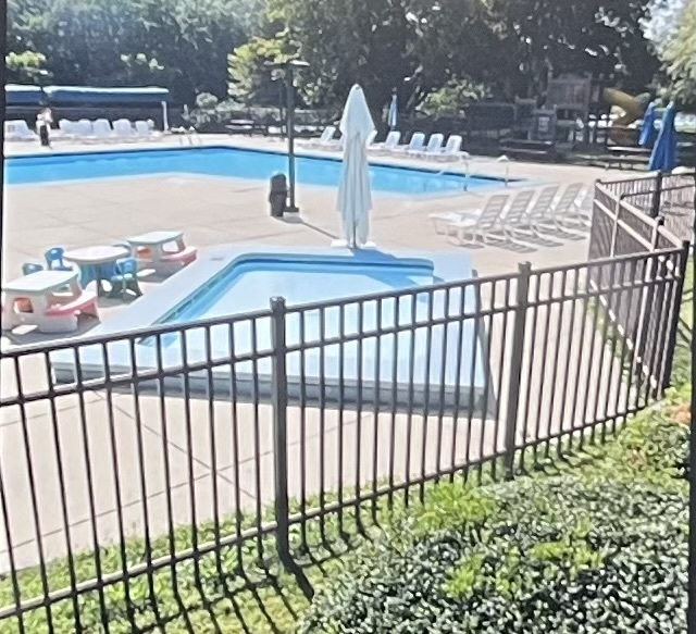 40 Bermuda Colony, Unit 7 Fox Lake, IL 60020 - Photo 12 of 20 a view of a balcony with an outdoor space