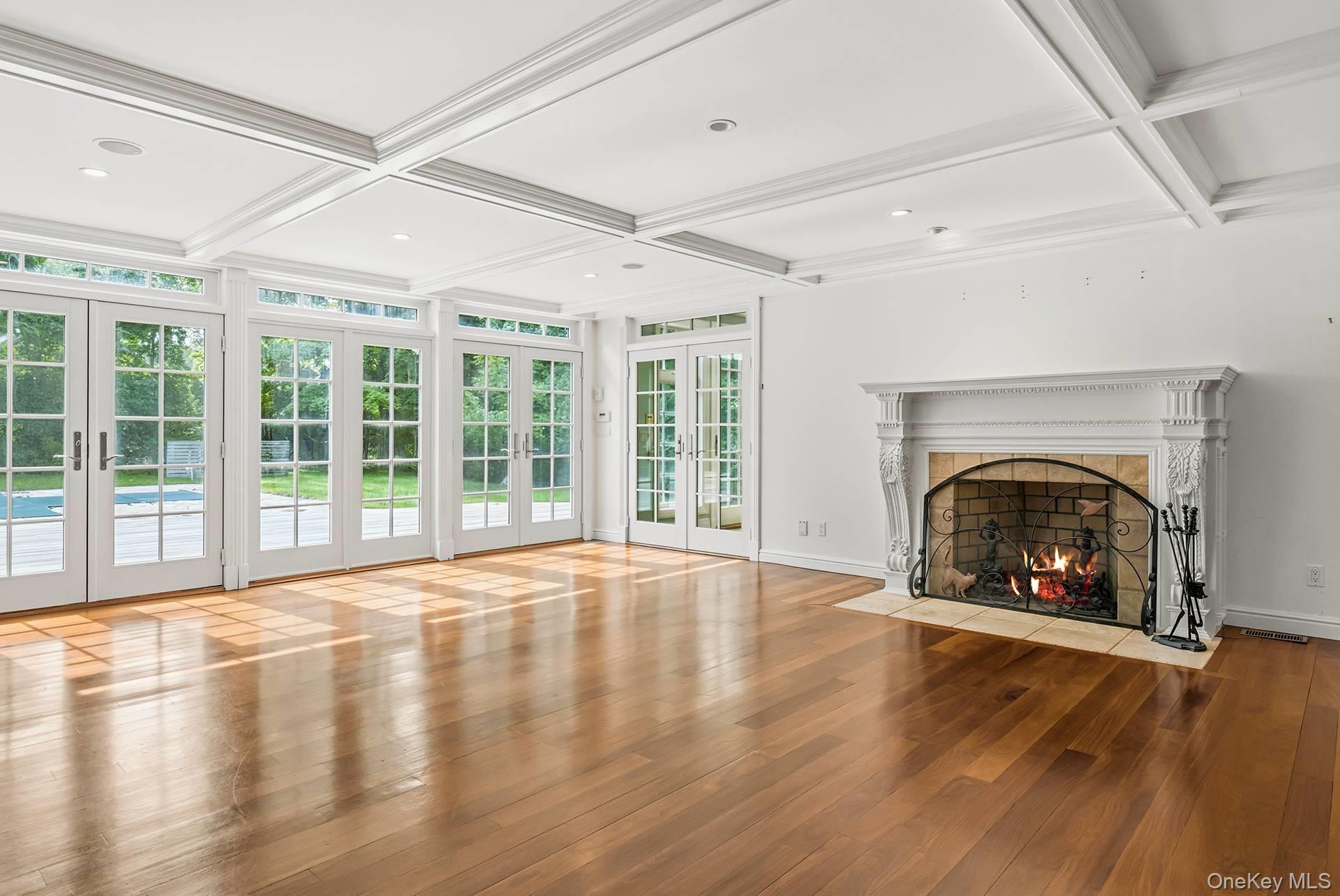 11 Pheasant Lane Remsenburg, NY 11960 - Photo 8 of 32 Gallery Image 8