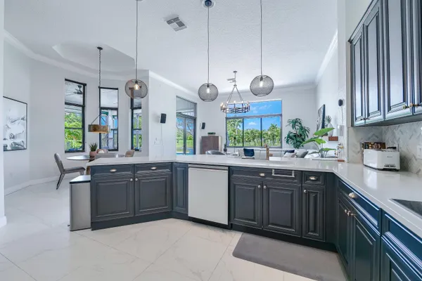 $1,790,000 | 4377 Southwest 140th Avenue, Davie, FL 33330