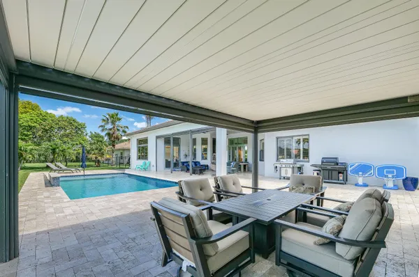 $1,790,000 | 4377 Southwest 140th Avenue, Davie, FL 33330