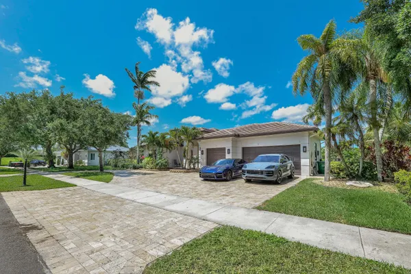 $1,790,000 | 4377 Southwest 140th Avenue, Davie, FL 33330