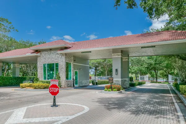$1,790,000 | 4377 Southwest 140th Avenue, Davie, FL 33330