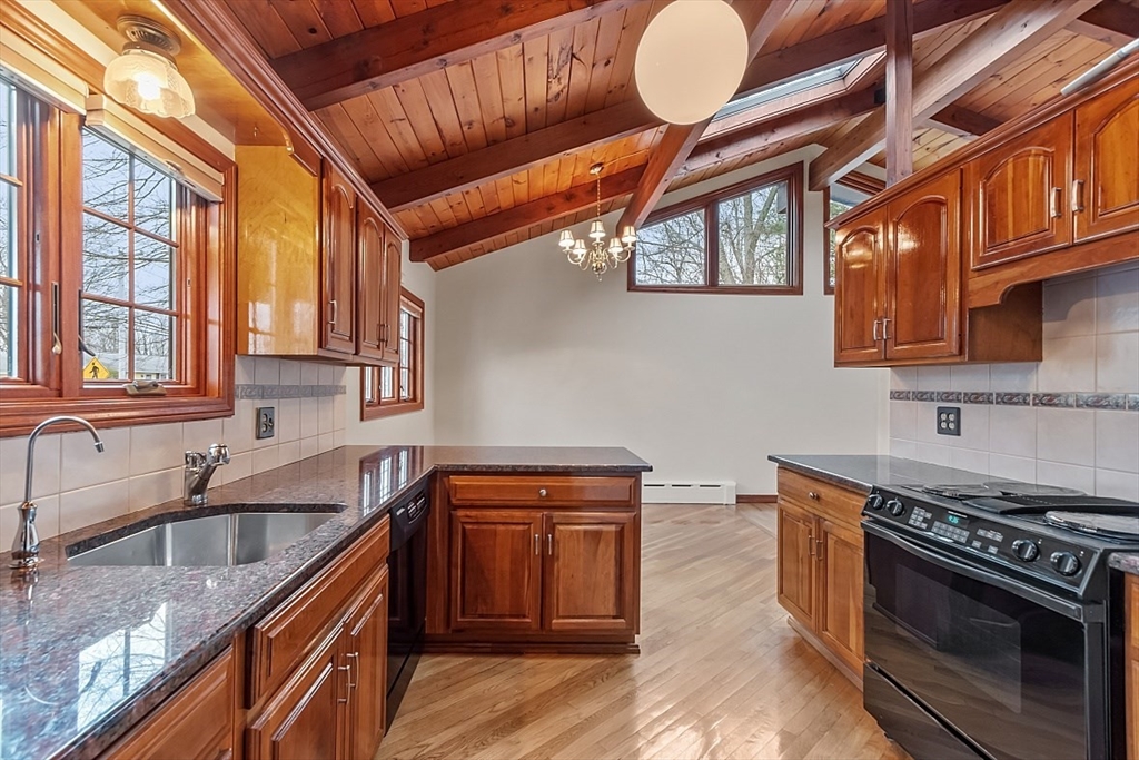 480 Farm Road Marlborough, MA 01752 - Photo 5 of 42 Gallery Image 5