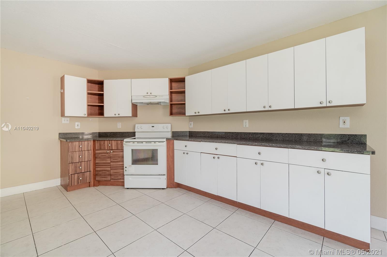 1451 Egret Road Homestead, FL 33035 - Photo 15 of 29