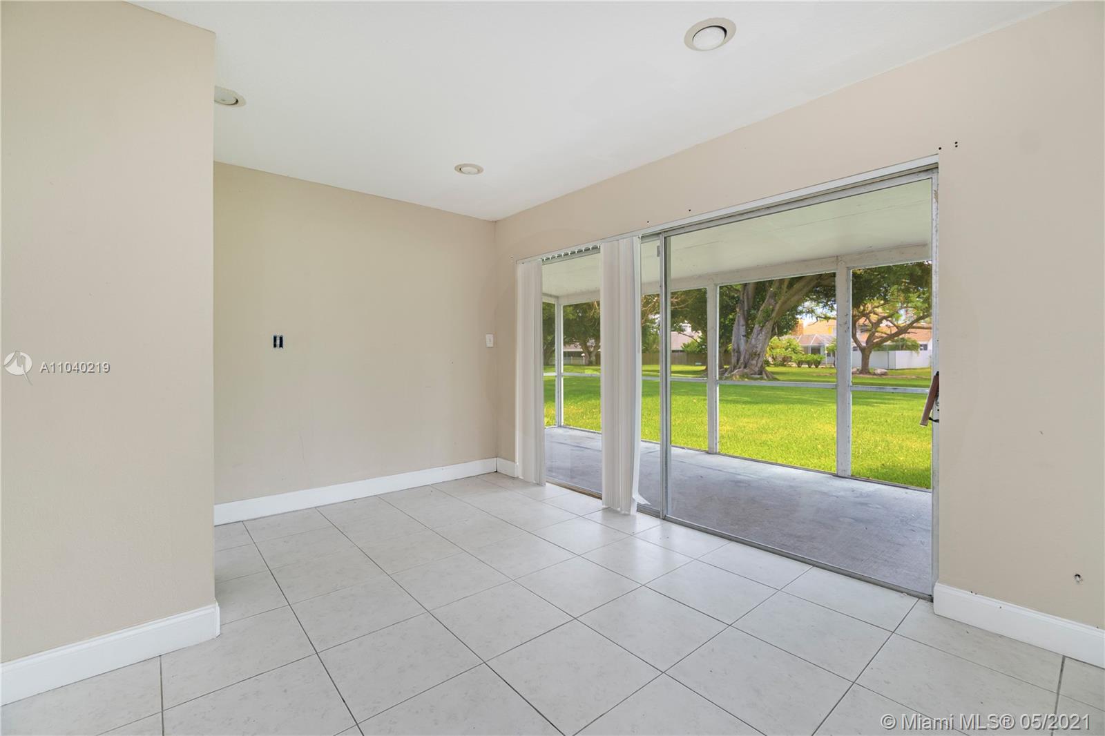 1451 Egret Road Homestead, FL 33035 - Photo 10 of 29