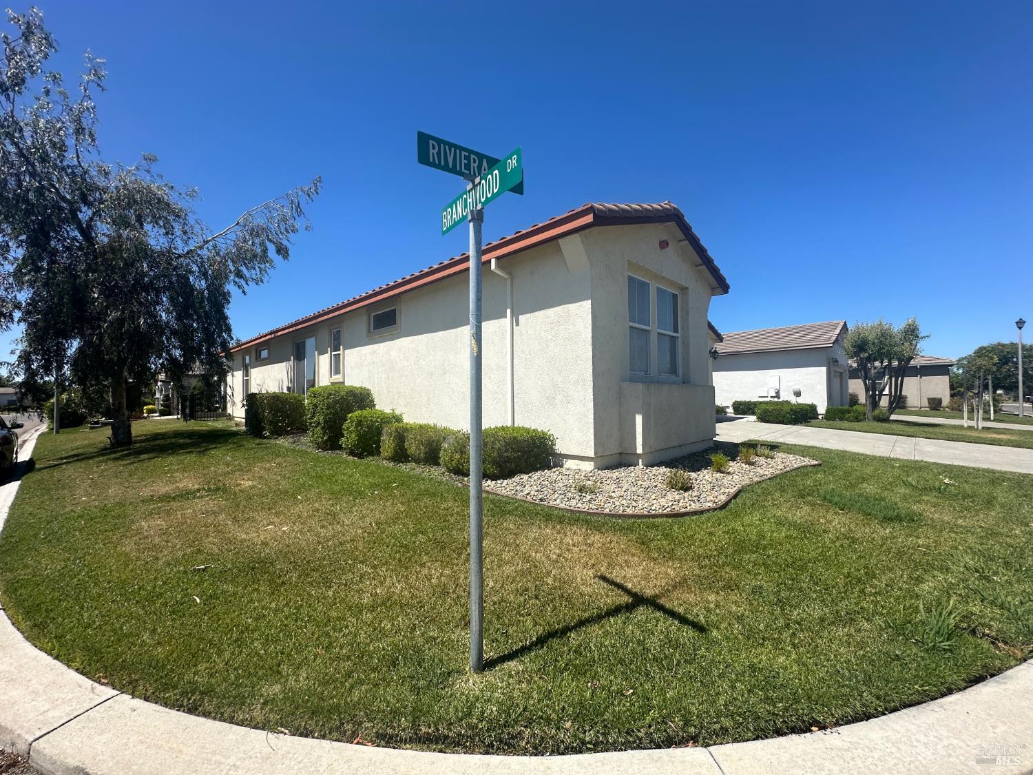 107 Riviera Drive Rio Vista, CA 94571 - Photo 2 of 15