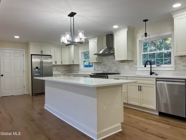 $549,900 | 5 Zeph Street, Poestenkill, NY 12198