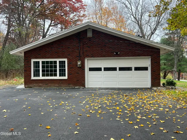 $549,900 | 5 Zeph Street, Poestenkill, NY 12198