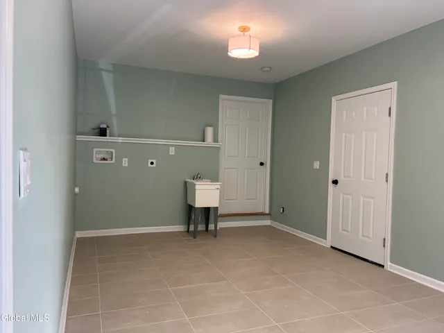 $549,900 | 5 Zeph Street, Poestenkill, NY 12198