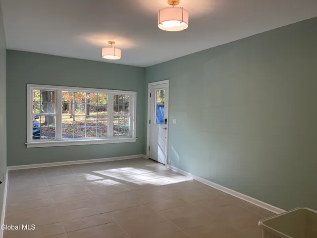 $549,900 | 5 Zeph Street, Poestenkill, NY 12198