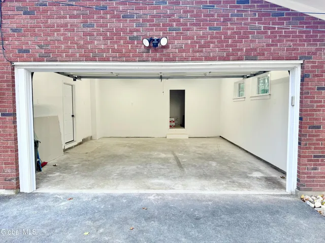 $549,900 | 5 Zeph Street, Poestenkill, NY 12198