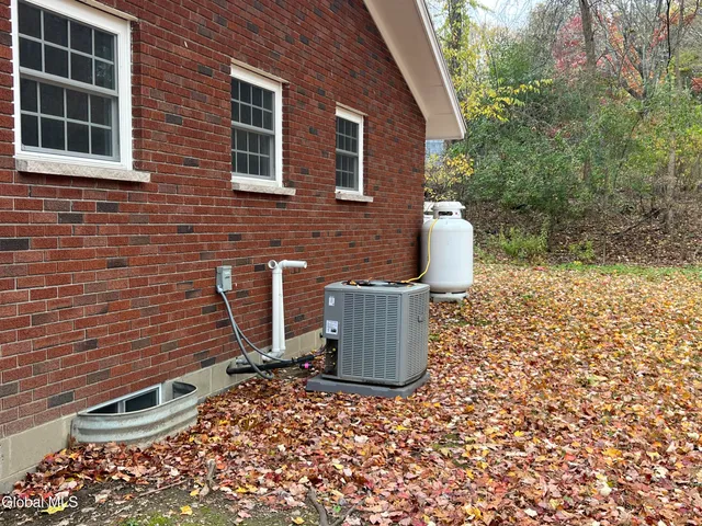 $549,900 | 5 Zeph Street, Poestenkill, NY 12198