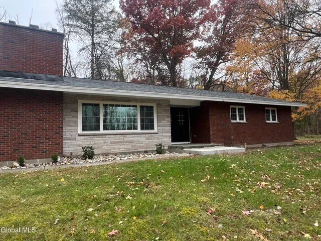 $549,900 | 5 Zeph Street, Poestenkill, NY 12198