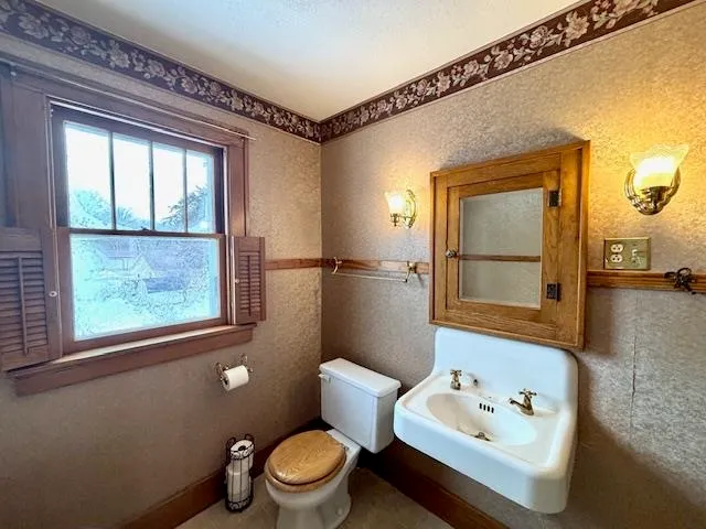 $280,000 | 2723 Mt Zion Avenue, Janesville, WI 53545