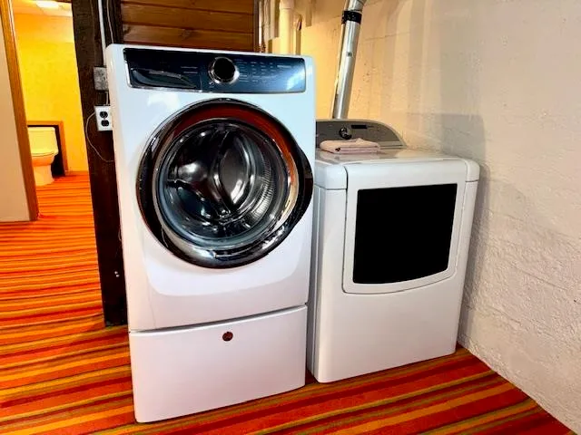 $280,000 | 2723 Mt Zion Avenue, Janesville, WI 53545