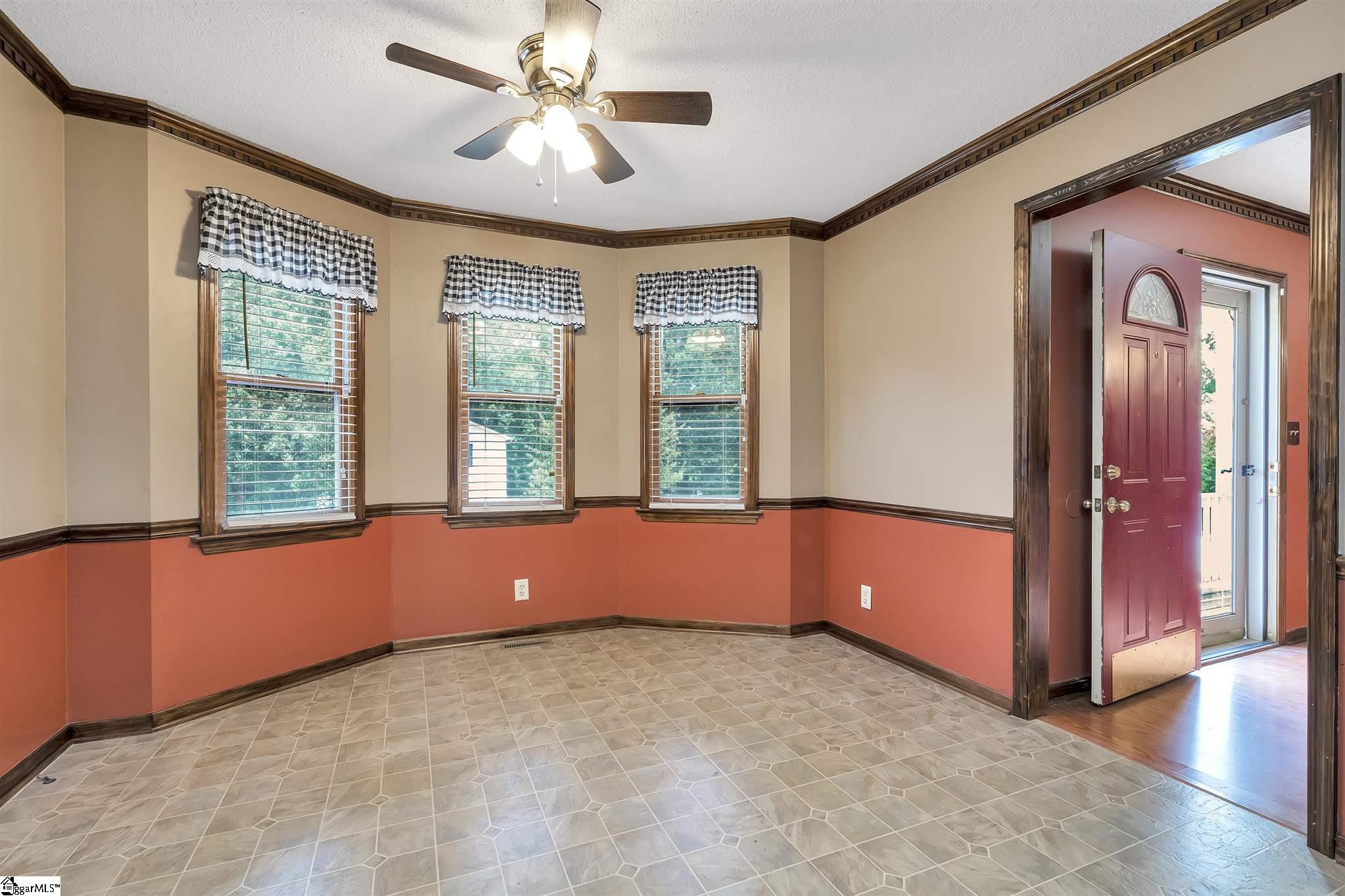 348 Springdale Avenue Liberty, SC 29657 - Photo 8 of 30