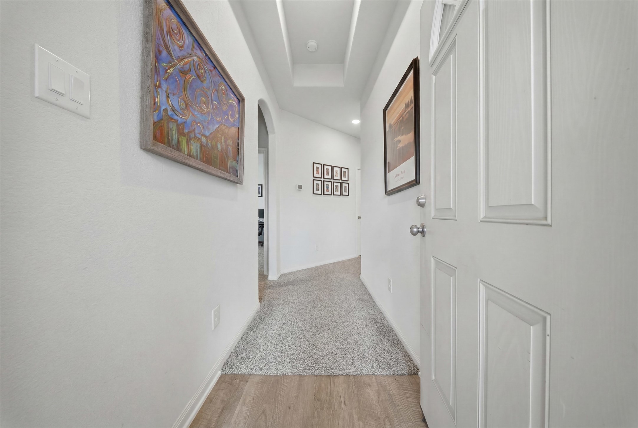 10924 Independence Road Cleveland, TX 77328 - Photo 4 of 32 Gallery Image 4
