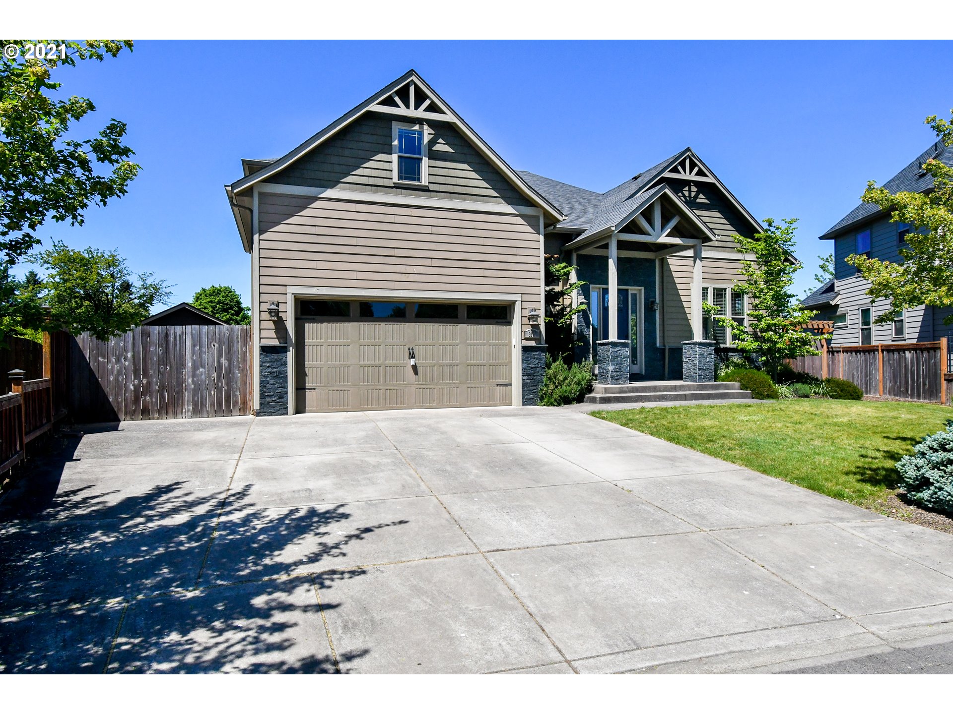 319 Lenore Loop Eugene, OR 97404 - Photo 31 of 32 Gallery Image 31