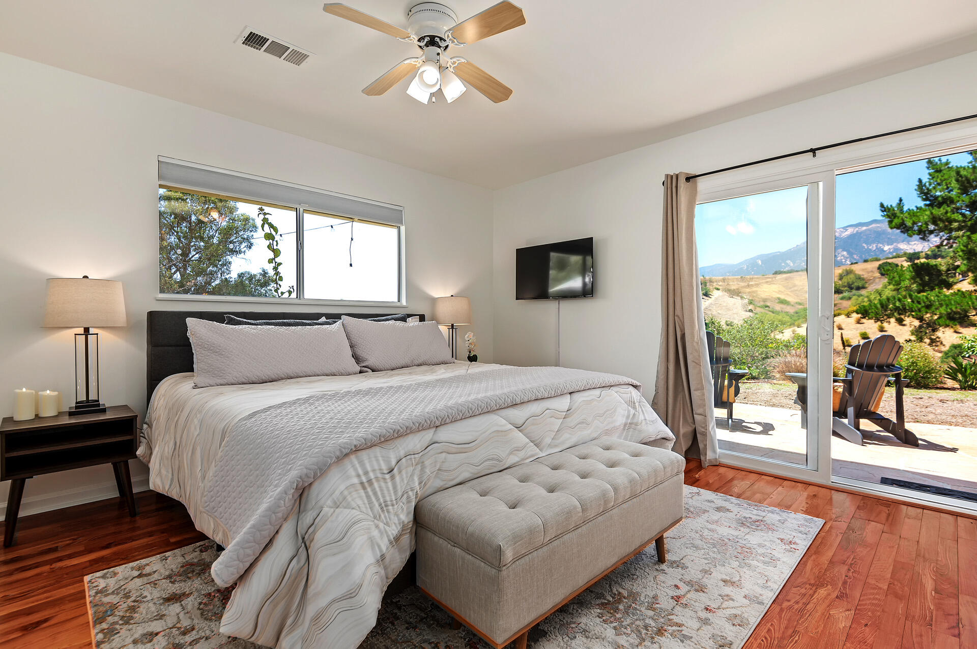 Undisclosed Address Santa Barbara, CA 93105 - Photo 25 of 30 a bedroom with a large bed and a window