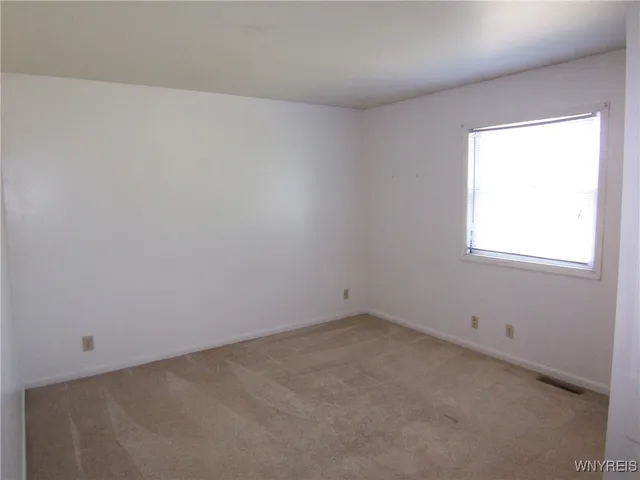 $289,900 | 10135 South Street Road, Pavilion, NY 14482