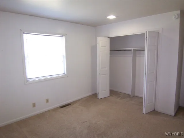 $289,900 | 10135 South Street Road, Pavilion, NY 14482