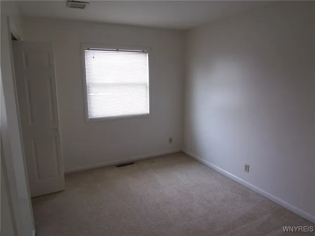 $289,900 | 10135 South Street Road, Pavilion, NY 14482