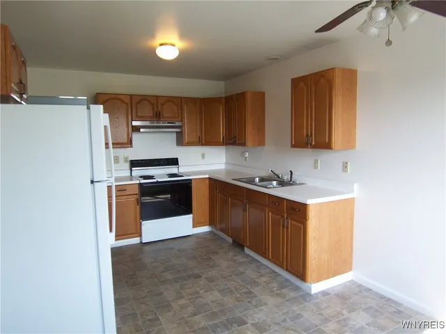 $289,900 | 10135 South Street Road, Pavilion, NY 14482