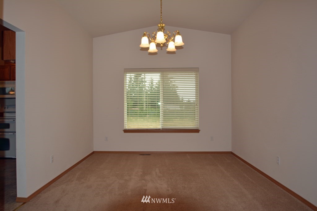 19732 Pecan Street Southwest Rochester, WA 98579 - Photo 5 of 13