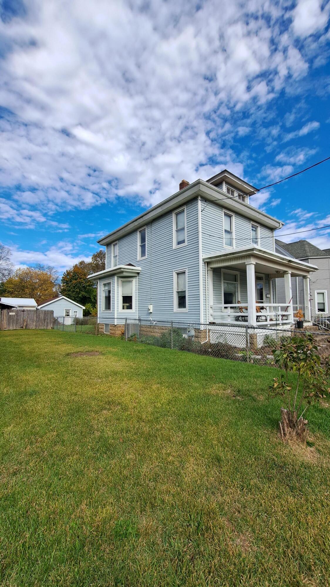 76 Commodore Street Newark, OH 43055 - Photo 2 of 53 Side View