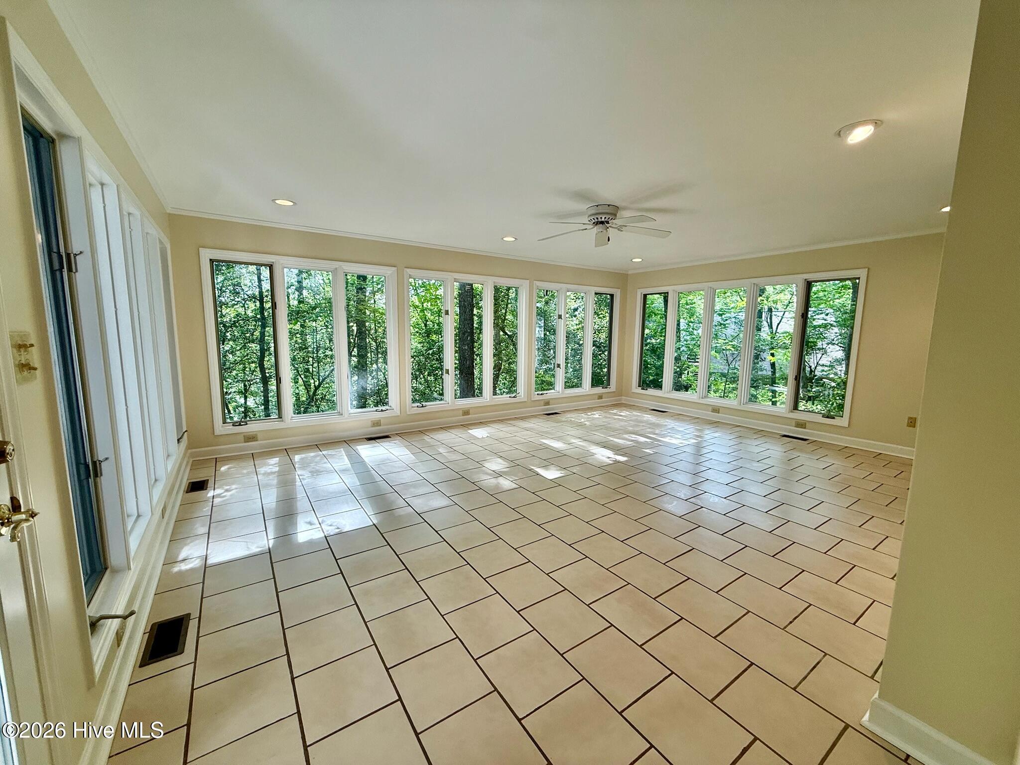 829 Williamsburg Drive Rockingham, NC 28379 - Photo 10 of 42 IMG_5433