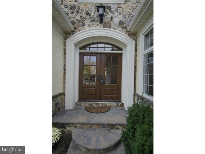 232 Valley Ridge Road Haverford, PA 19041 - Photo 3 of 25