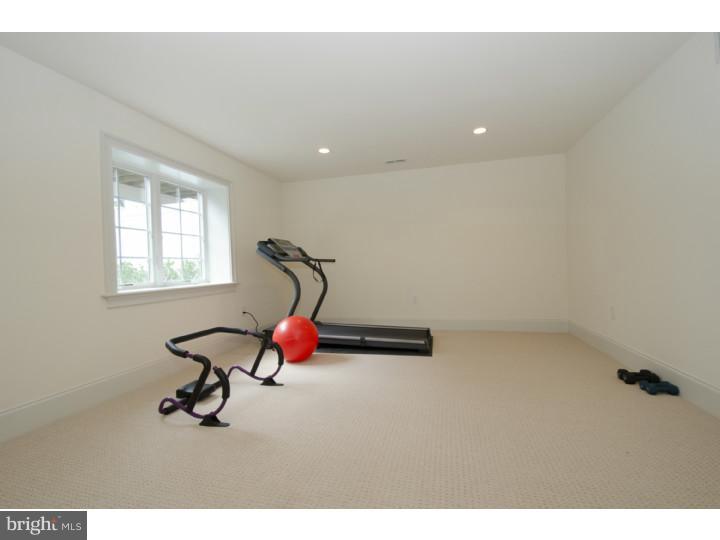 232 Valley Ridge Road Haverford, PA 19041 - Photo 23 of 25