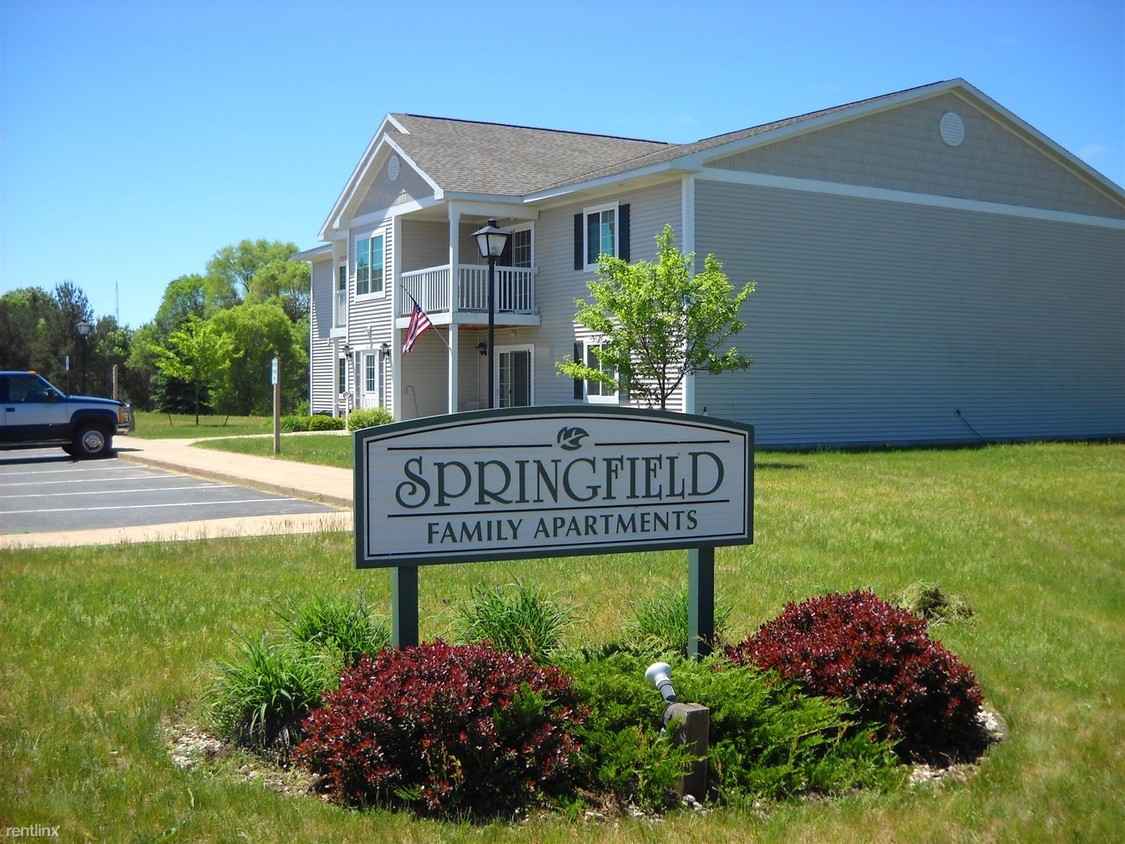 532 North Michigan Avenue Manton, MI 49663 - Photo 1 of 7