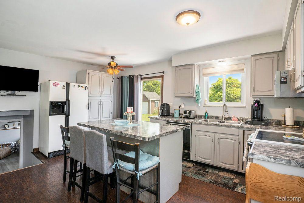 1289 East Rose Center Road Holly, MI 48442 - Photo 8 of 23 Gallery Image 8