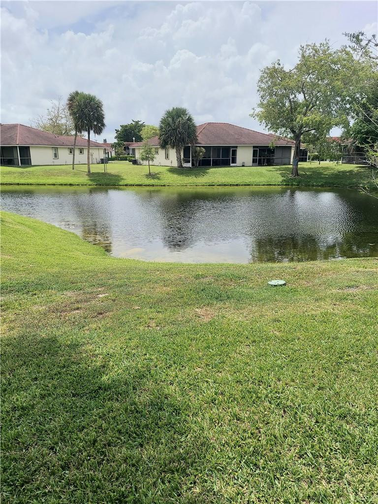 9875 Three Lakes Circle, Unit 8A Boca Raton, FL 33428 - Photo 29 of 33 Photo 29