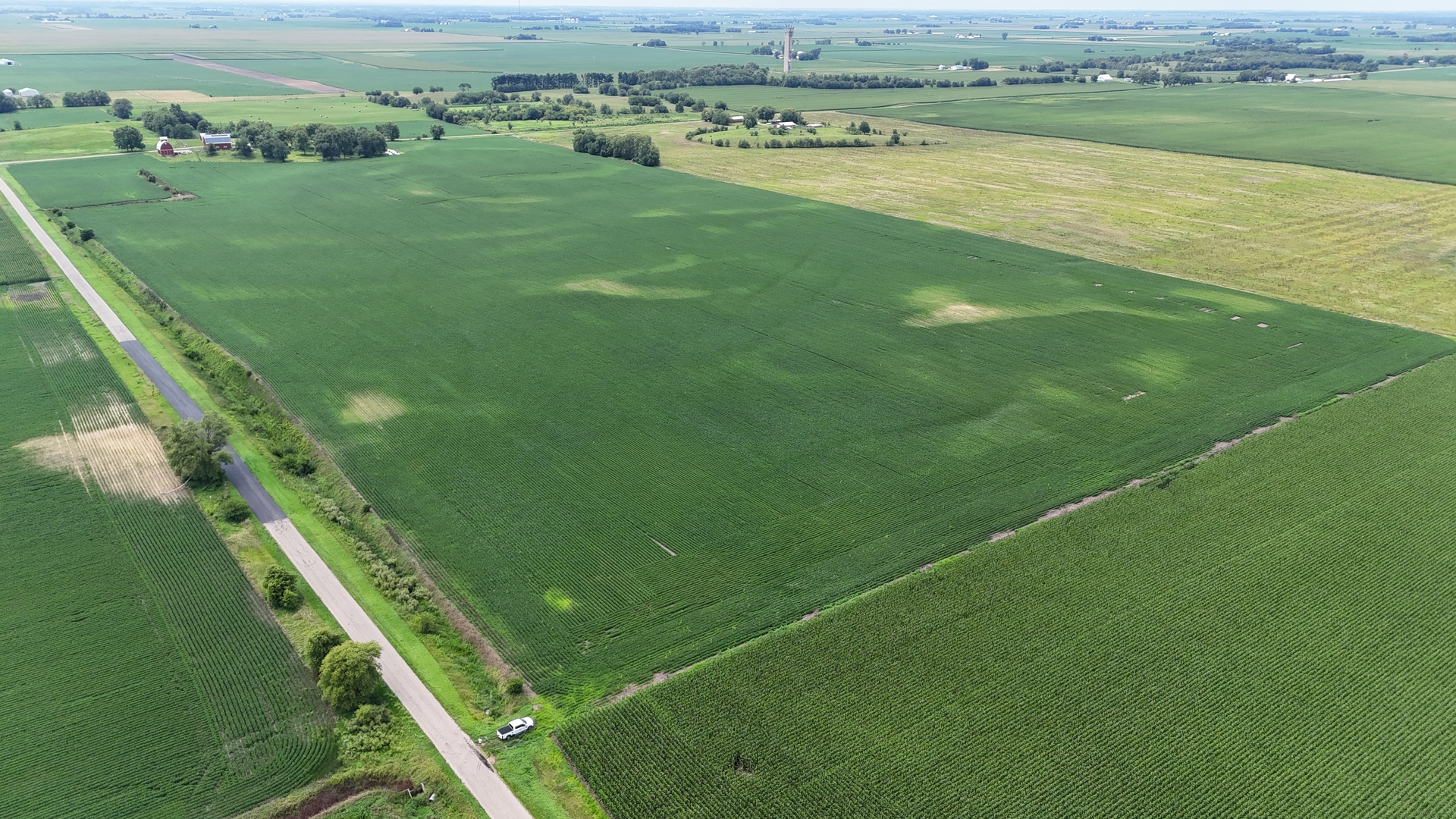 0 Jersey Road Tampico, IL 61283 - Photo 7 of 16 a view of a field with an ocean