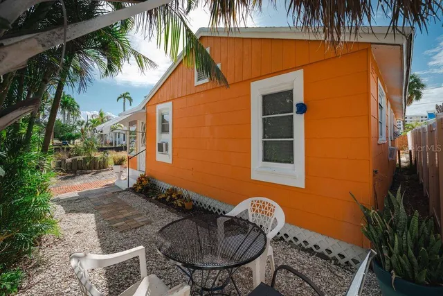 a view of a pathway with a yard