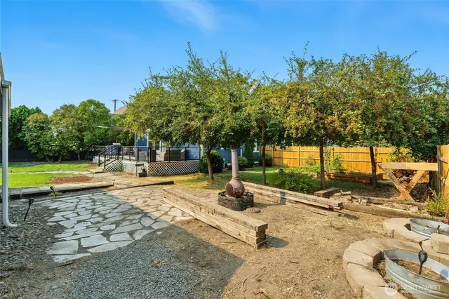a view of a house with a garage