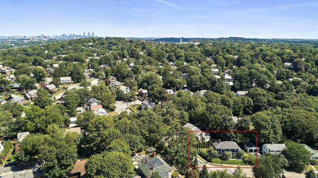 4 Avondale Road Newton, MA 02459 - Photo 32 of 37