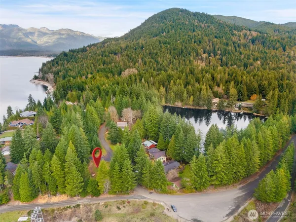 $111,900 | 451 North Standstill Drive South, Hoodsport, WA 98548