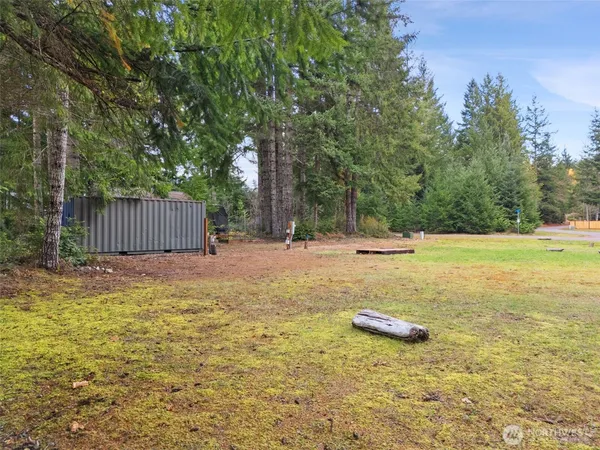 $111,900 | 451 North Standstill Drive South, Hoodsport, WA 98548