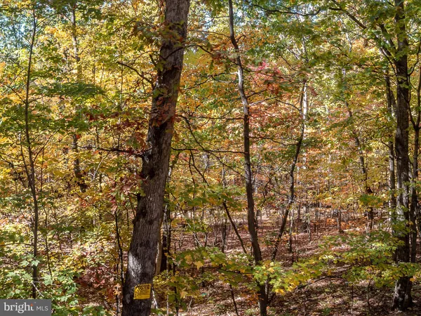 $633,500 | 13 Tuscarora Pike, Hedgesville, WV 25427