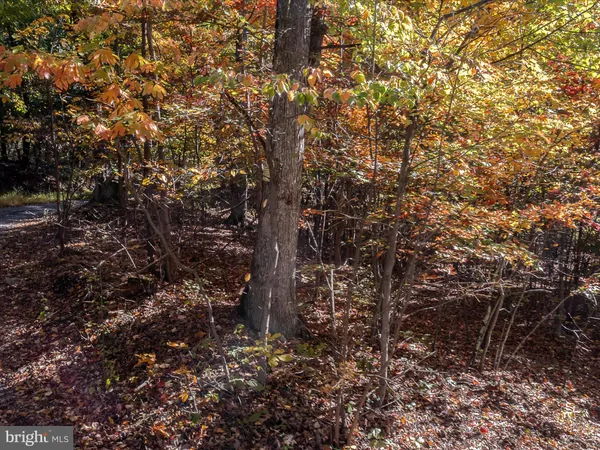 $633,500 | 13 Tuscarora Pike, Hedgesville, WV 25427