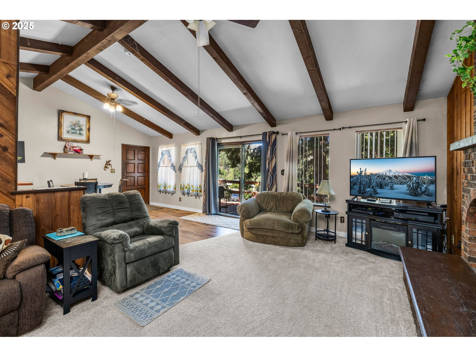 107 Rebel Hill Road Canyon City, OR 97820 - Photo 5 of 35